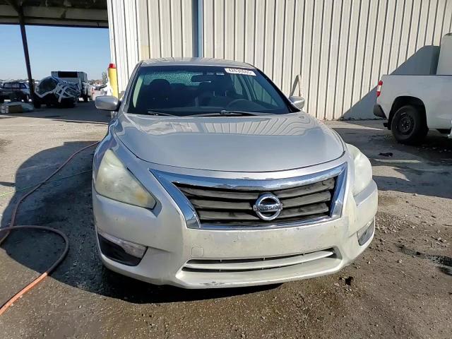 2014 Nissan Altima - Image 13