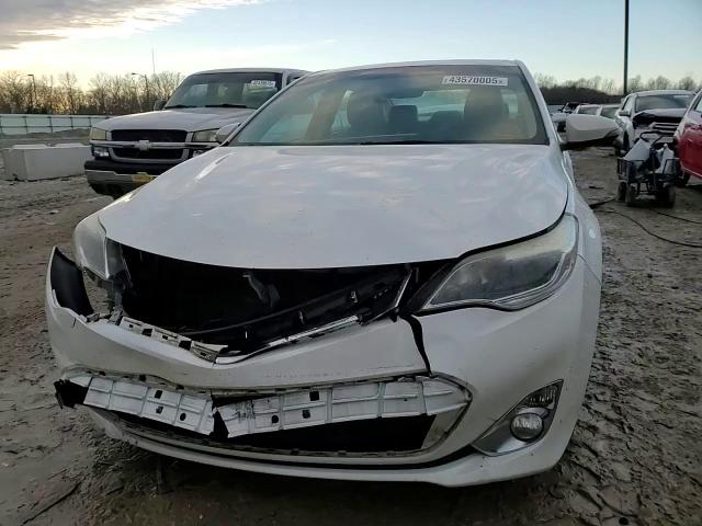 2014 Toyota Avalon - Image 14