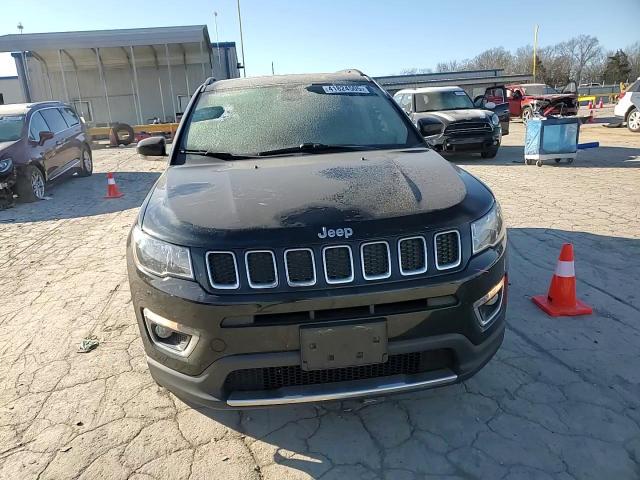 2018 Jeep Compass - Image 14