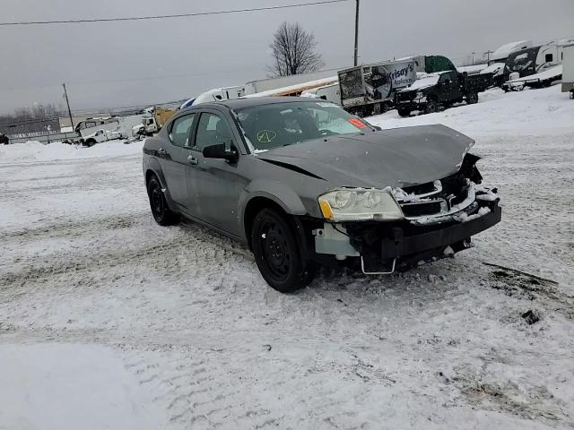 2012 Dodge Avenger - Image 10