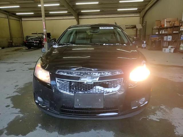 2014 Chevrolet Cruze - Image 11