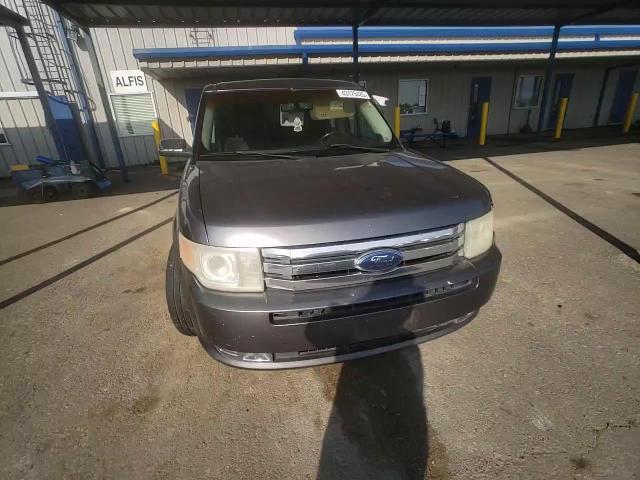 2010 Ford Flex - Image 10