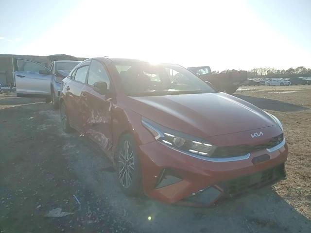 2023 Kia Forte - Image 10
