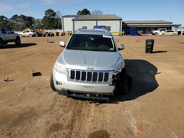 2011 Jeep Grand Cherokee - Image 12