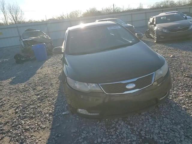 2013 Kia Forte - Image 11