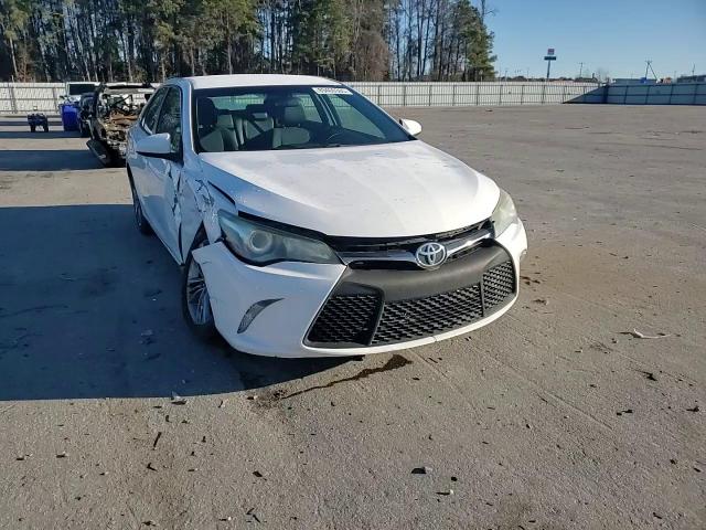 2016 Toyota Camry - Image 11