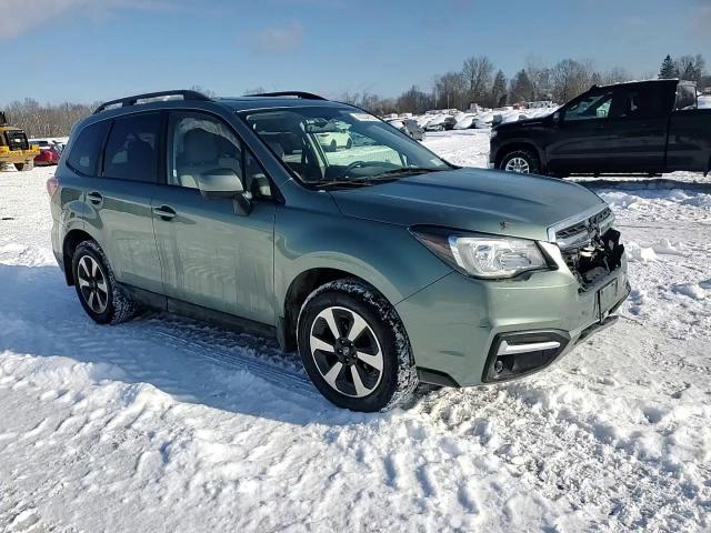 2017 Subaru Forester - Image 11