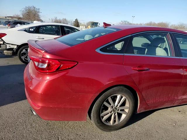 2017 Hyundai Sonata - Image 11