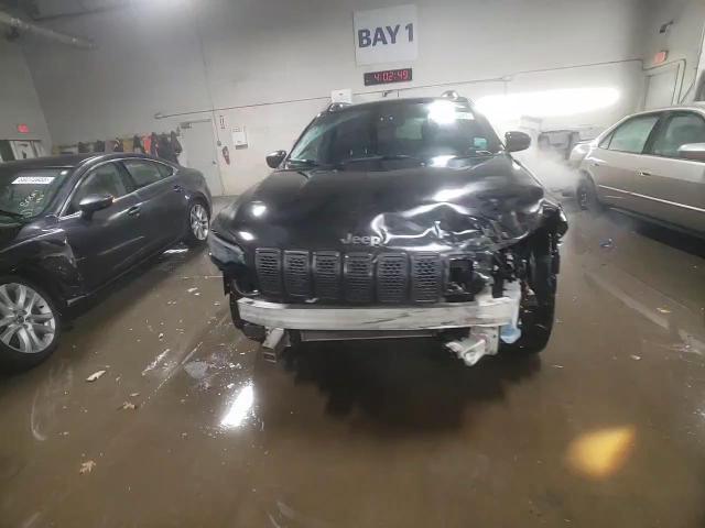 2019 Jeep Grand Cherokee - Image 14