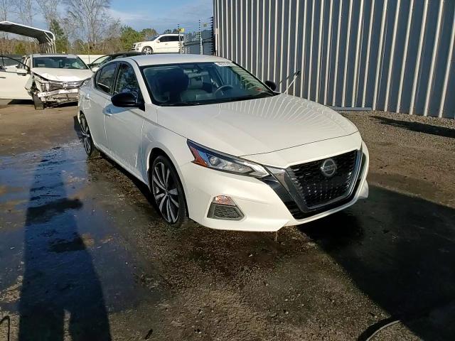 2019 Nissan Altima - Image 14