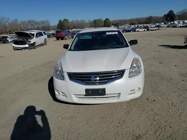 2012 Nissan Altima - Image 10
