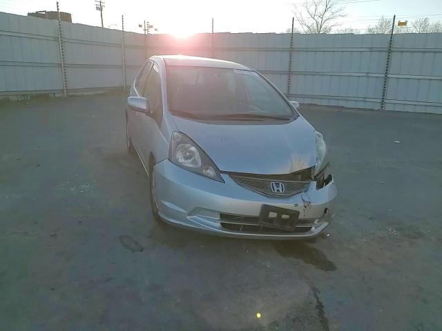 2013 Honda Fit - Image 10