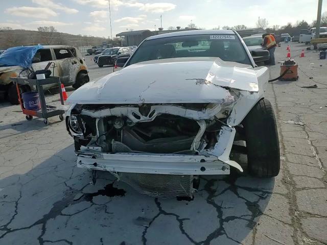 2006 Ford Mustang - Image 10