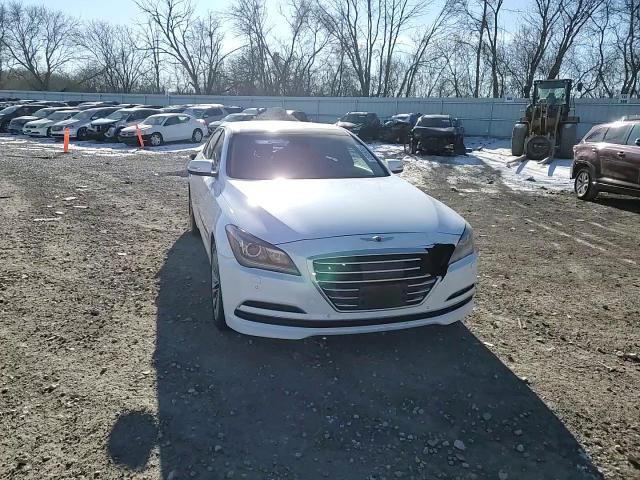 2015 Hyundai Genesis - Image 13