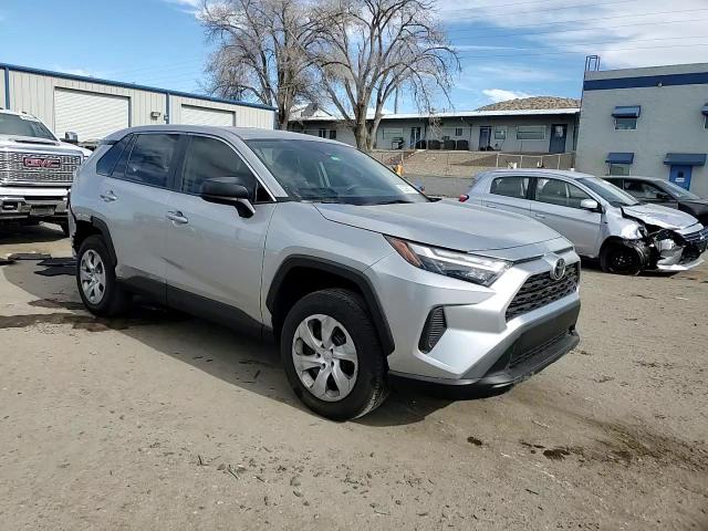 2024 Toyota RAV 4 - Image 11