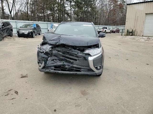 2018 Mitsubishi Outlander - Image 12