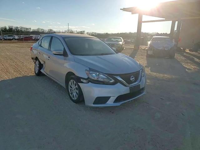 2019 Nissan Sentra - Image 10