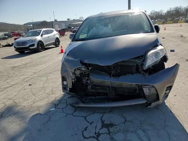 2018 Toyota Sienna - Image 11