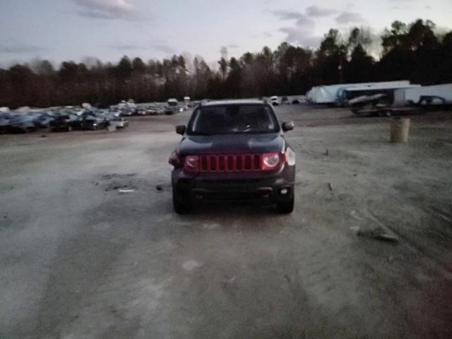 2020 Jeep Renegade - Image 12