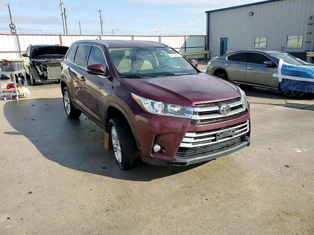 2018 Toyota Highlander - Image 14