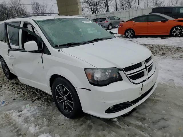 2018 Dodge Caravan - Image 12