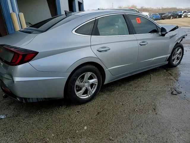 2022 Hyundai Sonata - Image 13