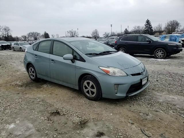 2013 Toyota Prius - Image 11
