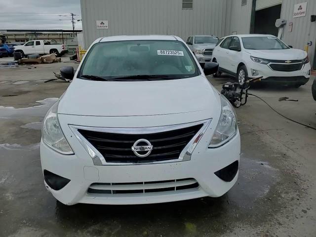 2017 Nissan Versa - Image 13