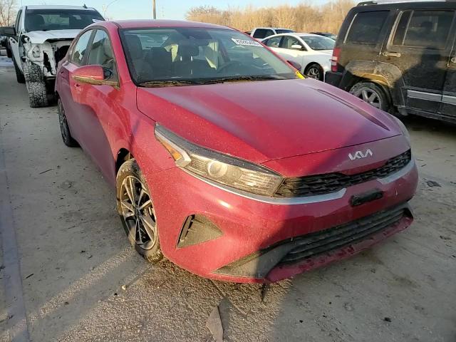 2022 Kia Forte - Image 14