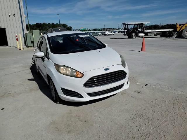 2015 Ford Fiesta - Image 13