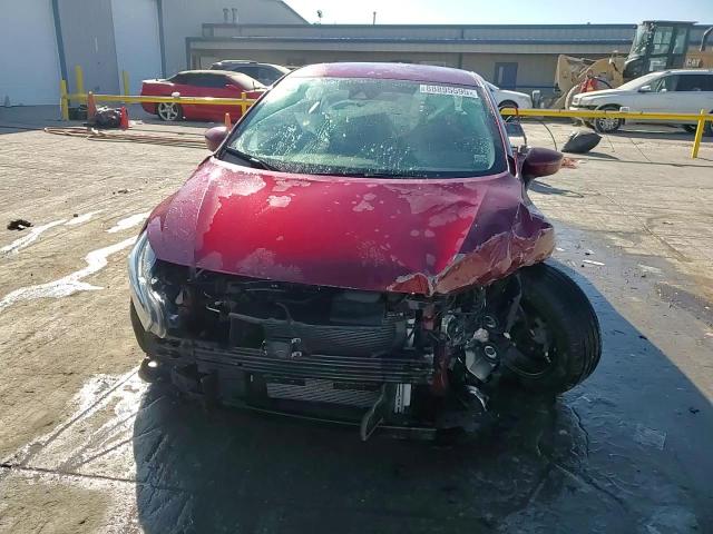 2021 Nissan Versa - Image 14