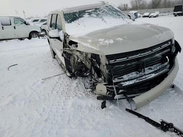 2022 Chevrolet Suburban - Image 15