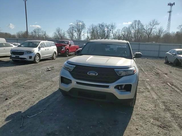 2020 Ford Explorer - Image 11