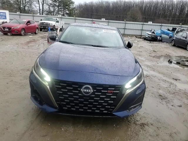 2024 Nissan Altima - Image 11