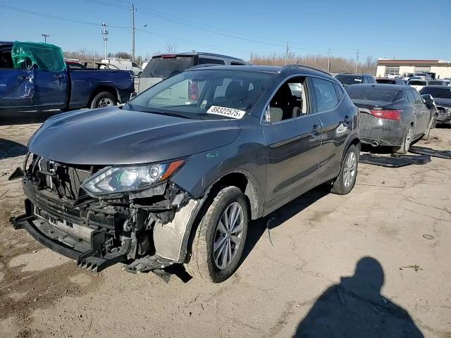 2019 Nissan Rogue - Image 11