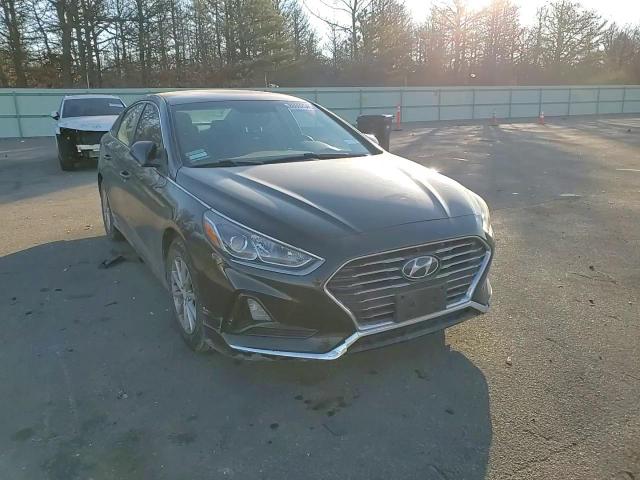 2019 Hyundai Sonata - Image 11
