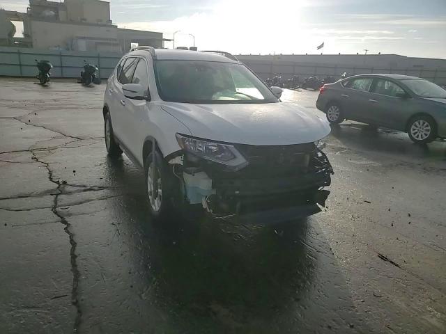 2019 Nissan Rogue - Image 11