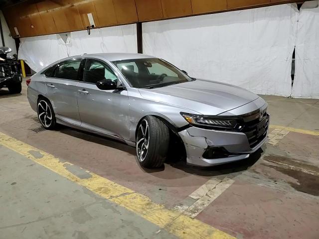 2022 Honda Accord - Image 13