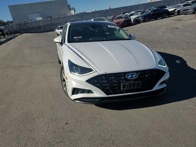 2020 Hyundai Sonata - Image 11