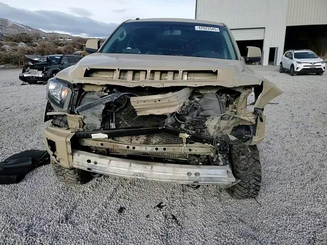 2016 Toyota Tundra - Image 11