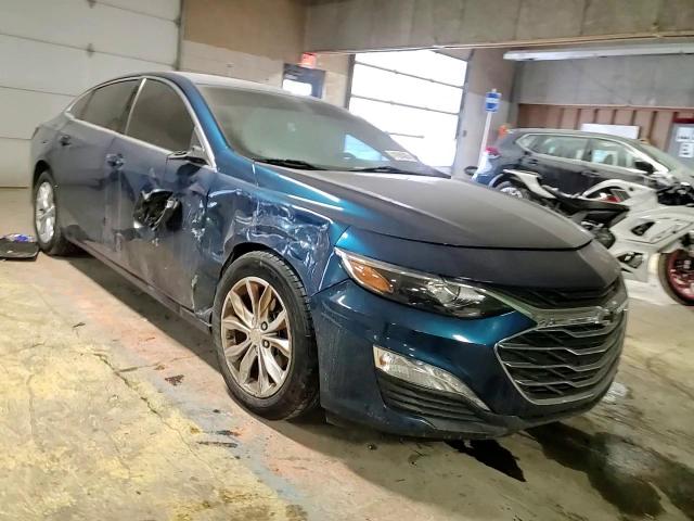 2019 Chevrolet Malibu - Image 11