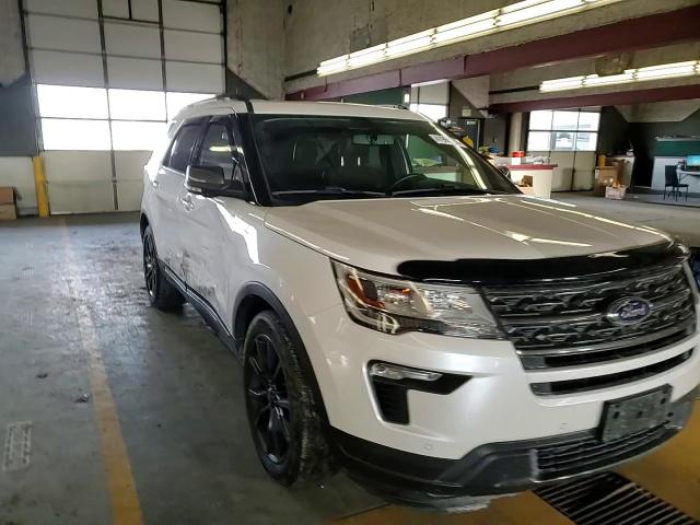 2018 Ford Explorer - Image 11