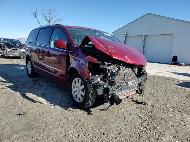 2014 Chrysler Town & Country - Image 11