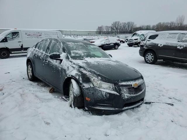 2014 Chevrolet Cruze - Image 10