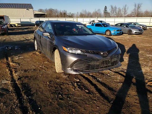 2018 Toyota Camry - Image 11