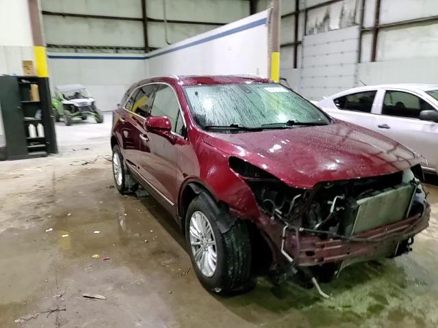 2018 Cadillac XT5 - Image 15