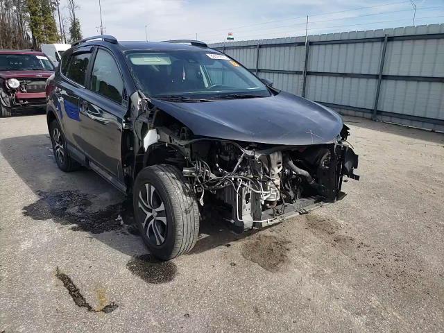 2018 Toyota RAV 4 - Image 11
