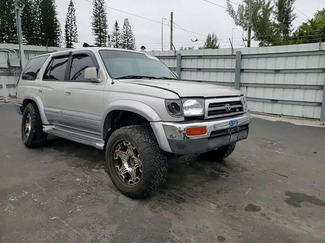 1998 Toyota 4Runner - Image 12