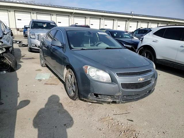2009 Chevrolet Malibu - Image 10