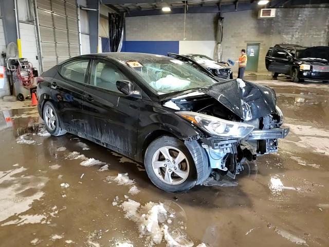 2014 Hyundai Elantra - Image 13
